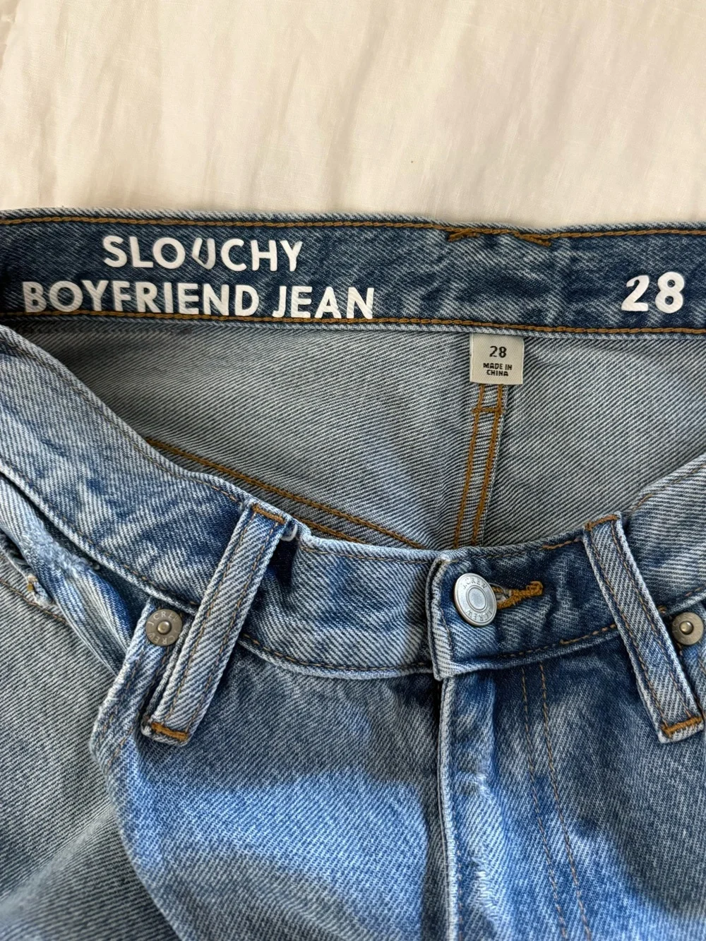 J Crew Slouchy Boyfriend Jeans relaxed EUC